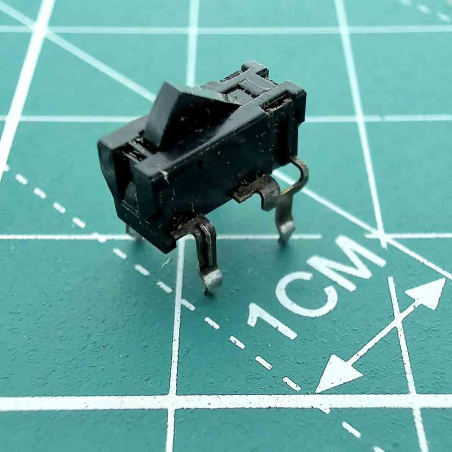 Microîntrerupător W01042 pentru echipamente audio vintage