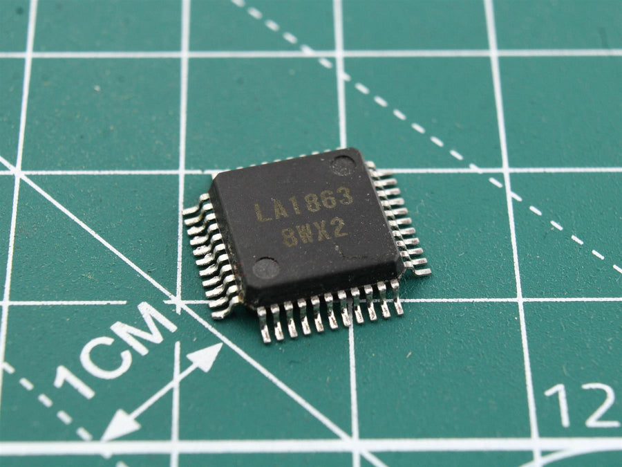LA1863 Integrated Circuit (IC) - Used