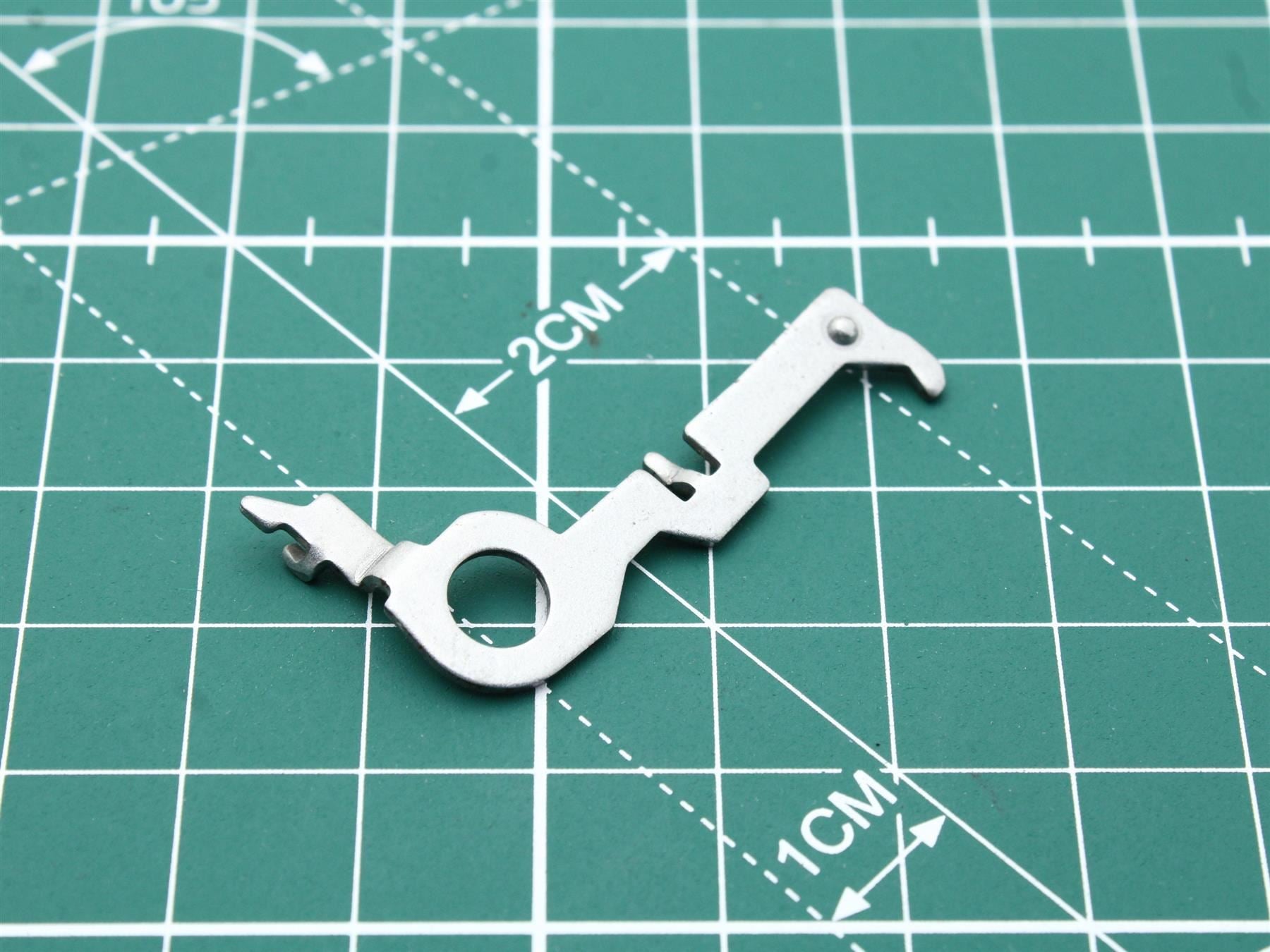 Denon DRW-750 Cassette Arm (R) EJECT Cassette Deck (Pos.19)