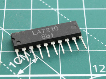 LA7210 Integrated Circuit (IC) - Used