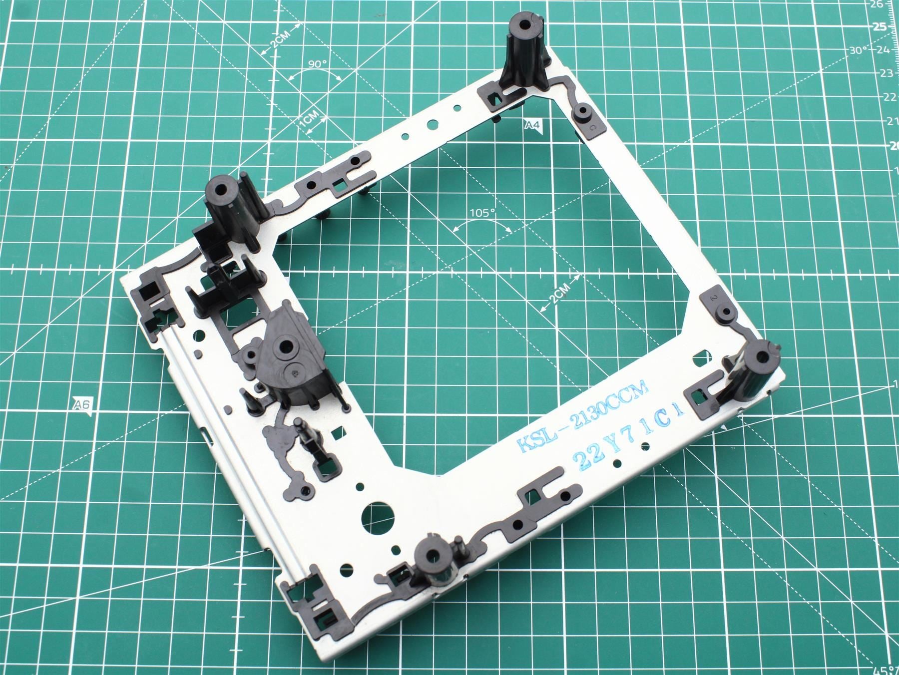 Main Chasis for Aiwa CA-DW637 Mechanism Cd (Position 18)
