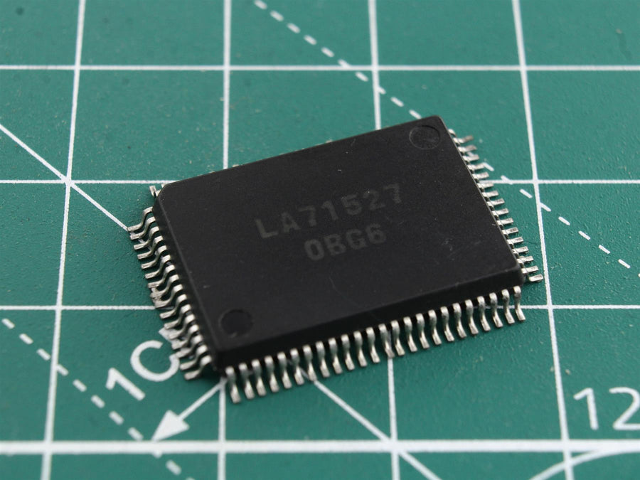 LA71527 Integrated Circuit (IC) - Used