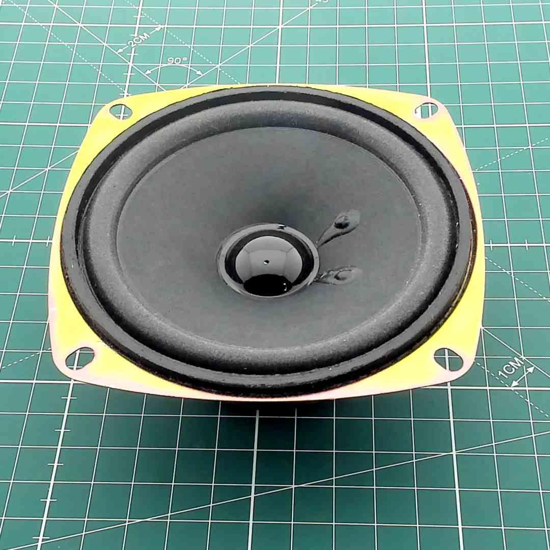 Round Replacement Speaker for Vintage Audio, 4 Ohm 8 W [Ø106x45mm