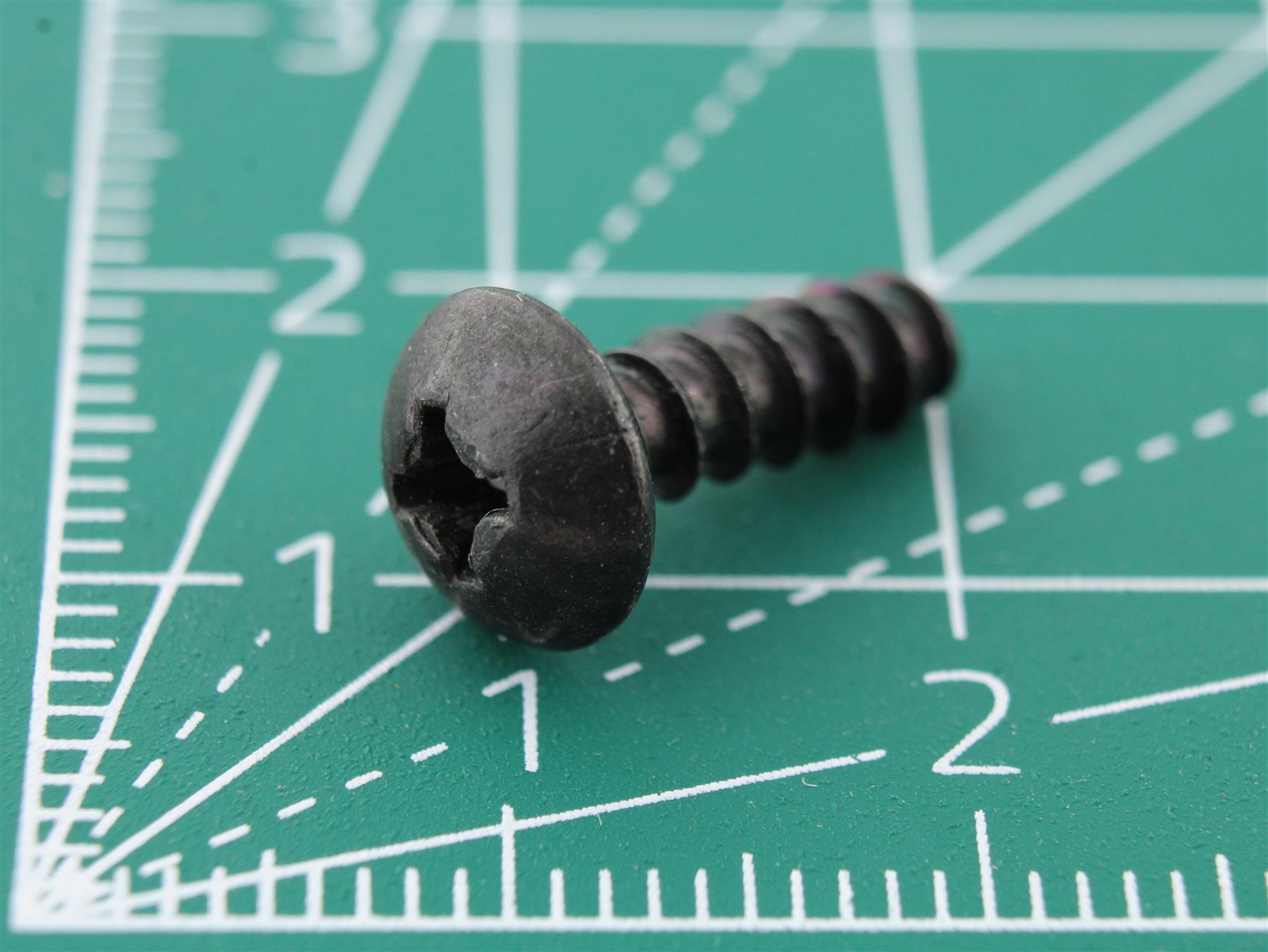 Custom Screw M3.79 x 14.4 for Vintage Audio Equipment (Technics)