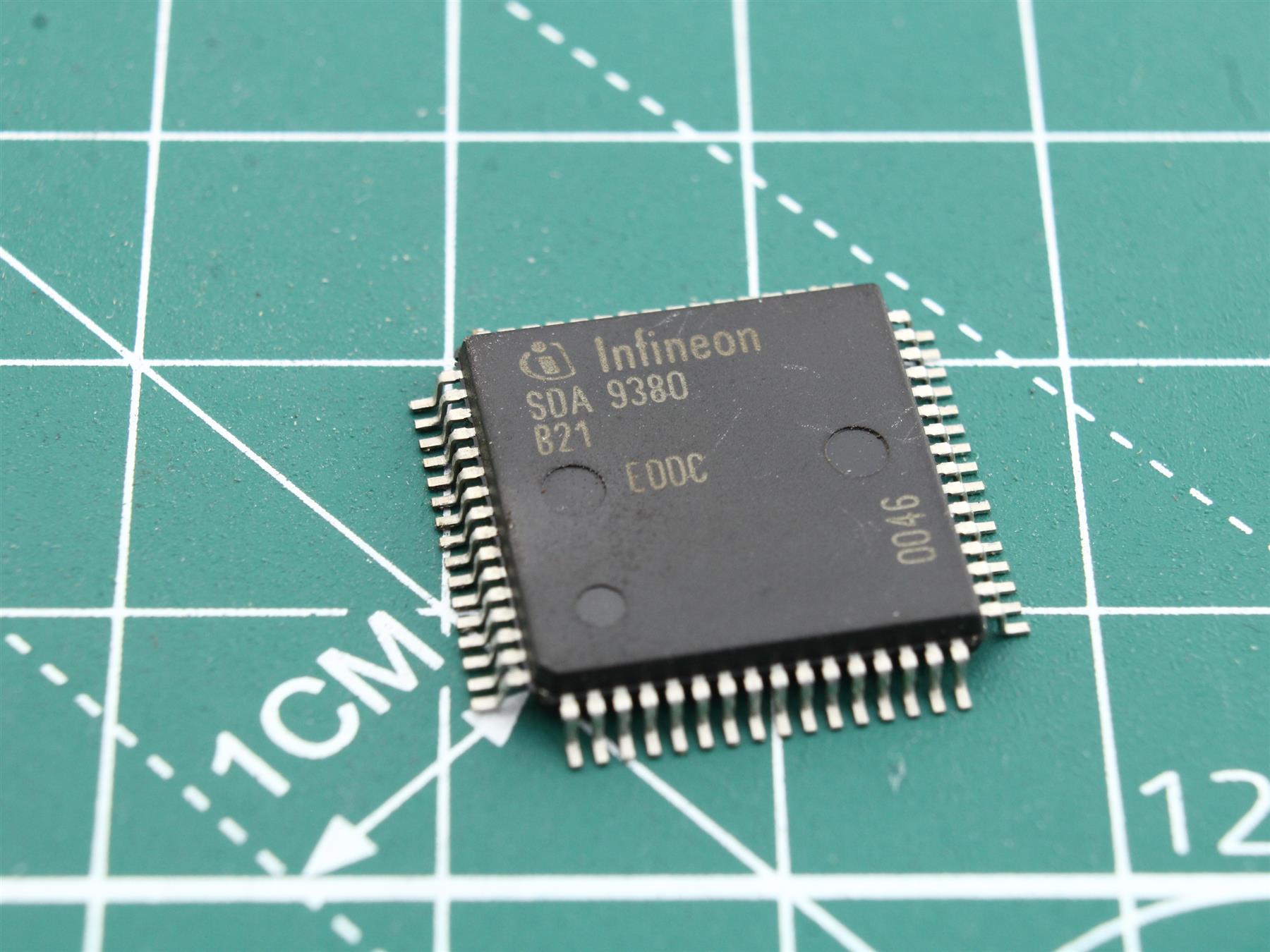 SDA9380-B21 Integrated Circuit