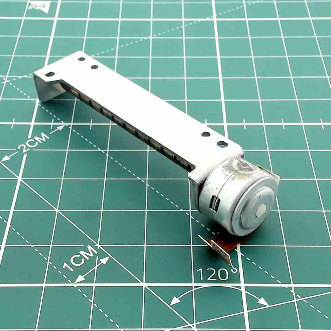 CD Player Sled Tracking Motor Replacement 4D2913D20