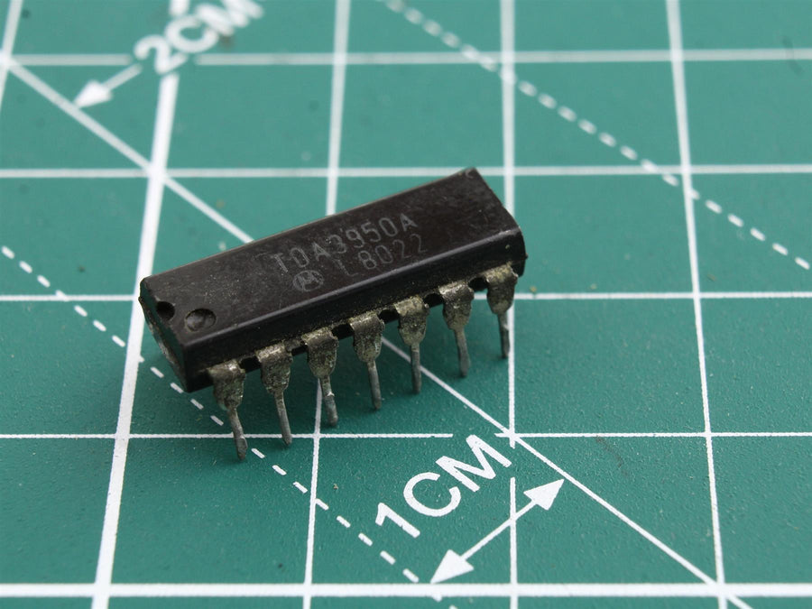 TDA3950A Integrated Circuit (IC) - Used