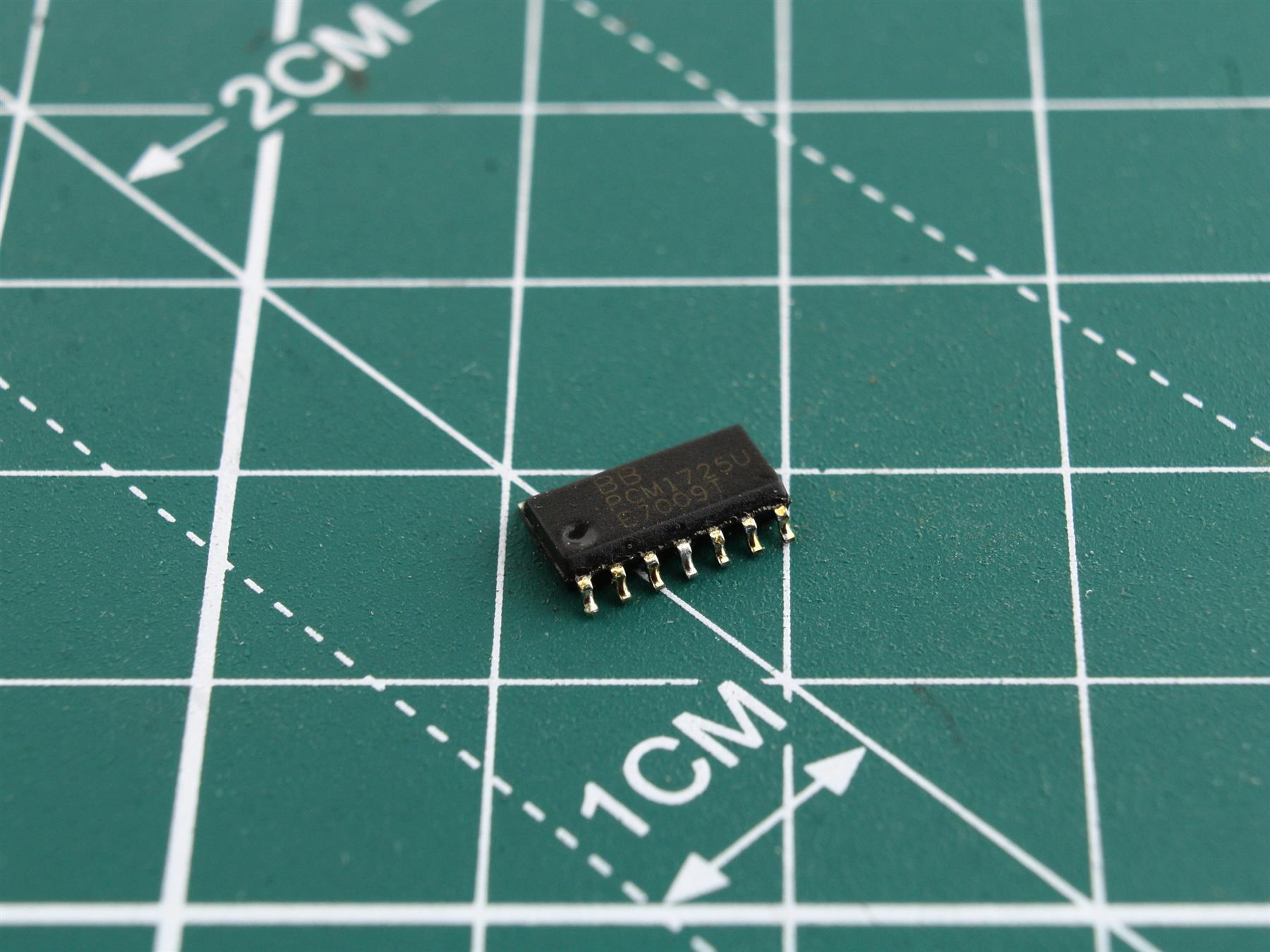PCM1725U integrated circuit