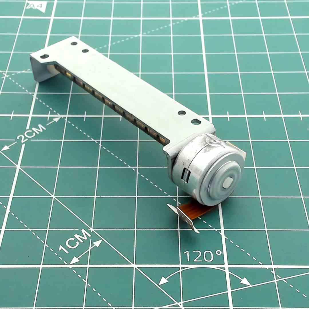 CD Player Sled Tracking Motor Replacement 4D2Y06C2D