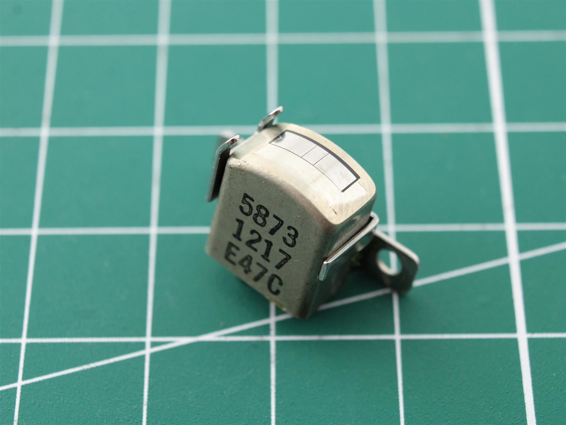 Bang & Olufsen Beocenter 2200 (Erase head 5873 1217 E47C) Part Position: 22H2