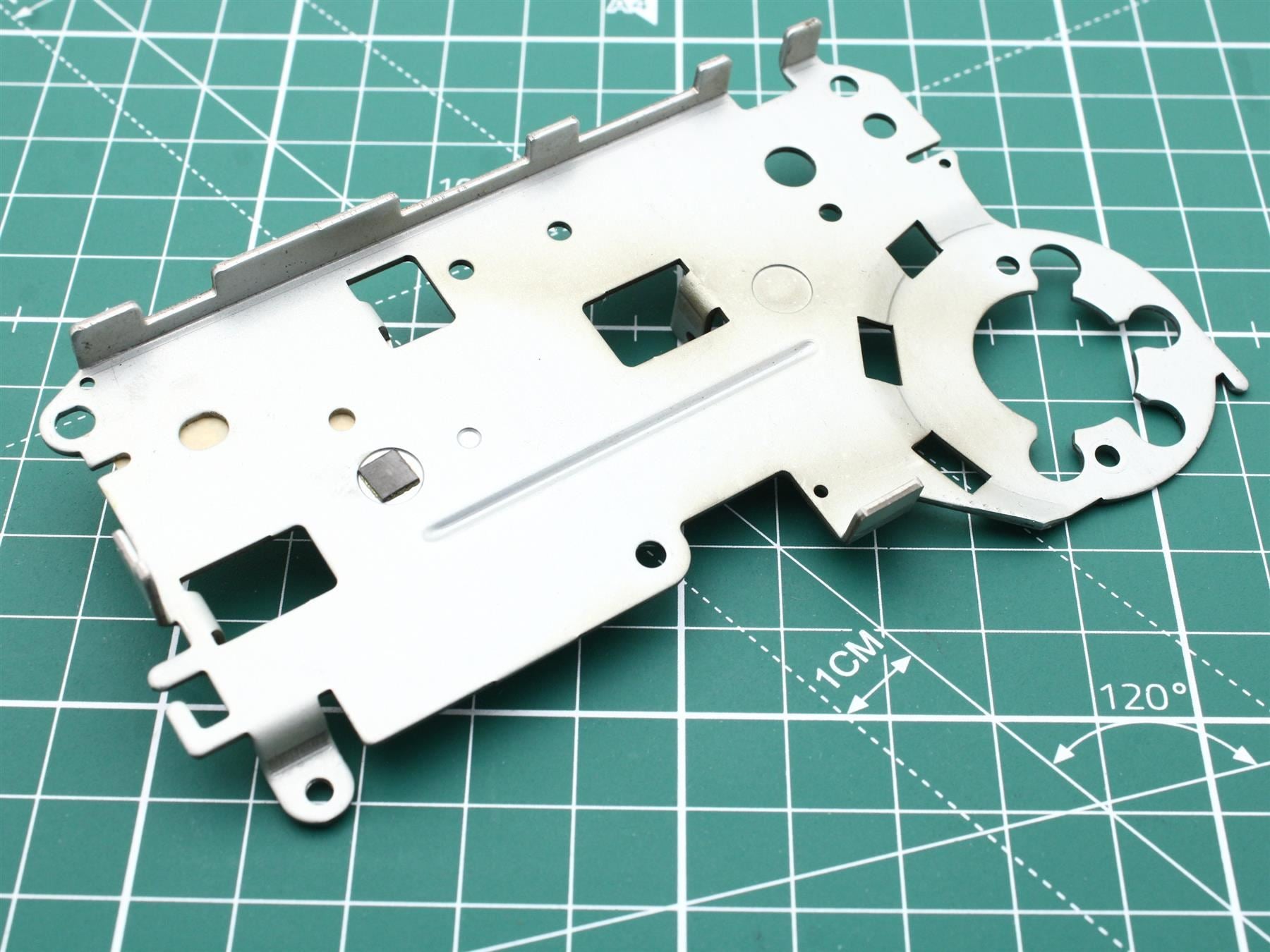 Harman Kardon TD-4500 Flywheel Bracket (B) Cassette Deck (Pos.45)
