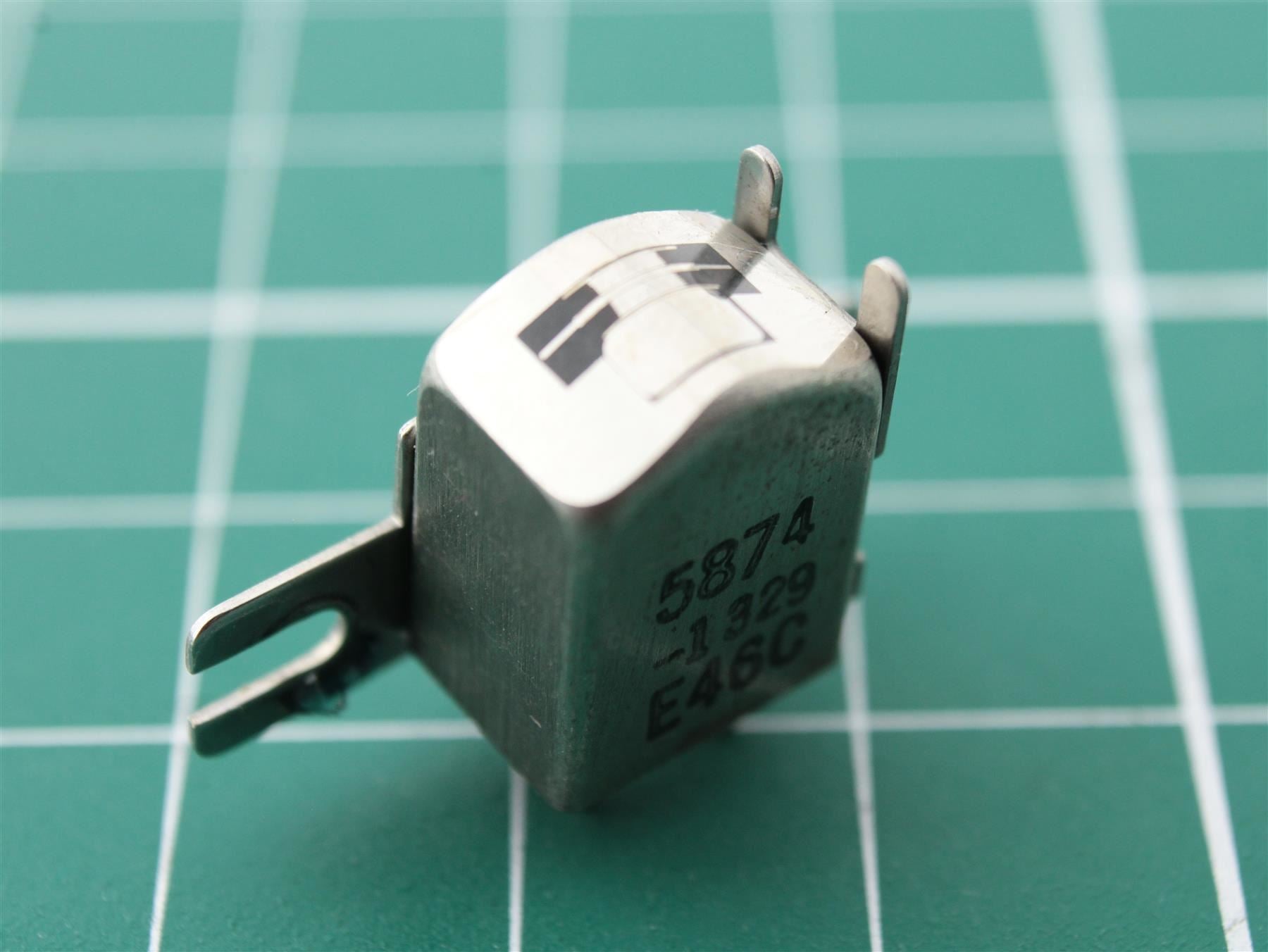 Bang & Olufsen Beocenter 2200 (Audio Head 5874-1329 E46C) Part Position: 22H1