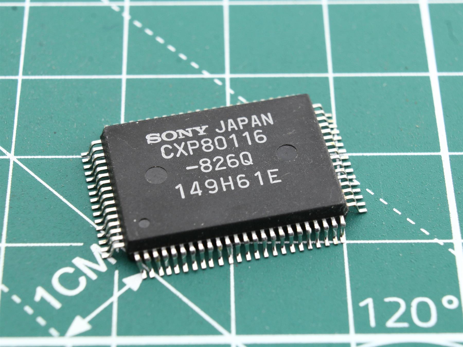SONY CXP80116-826Q integrated circuit