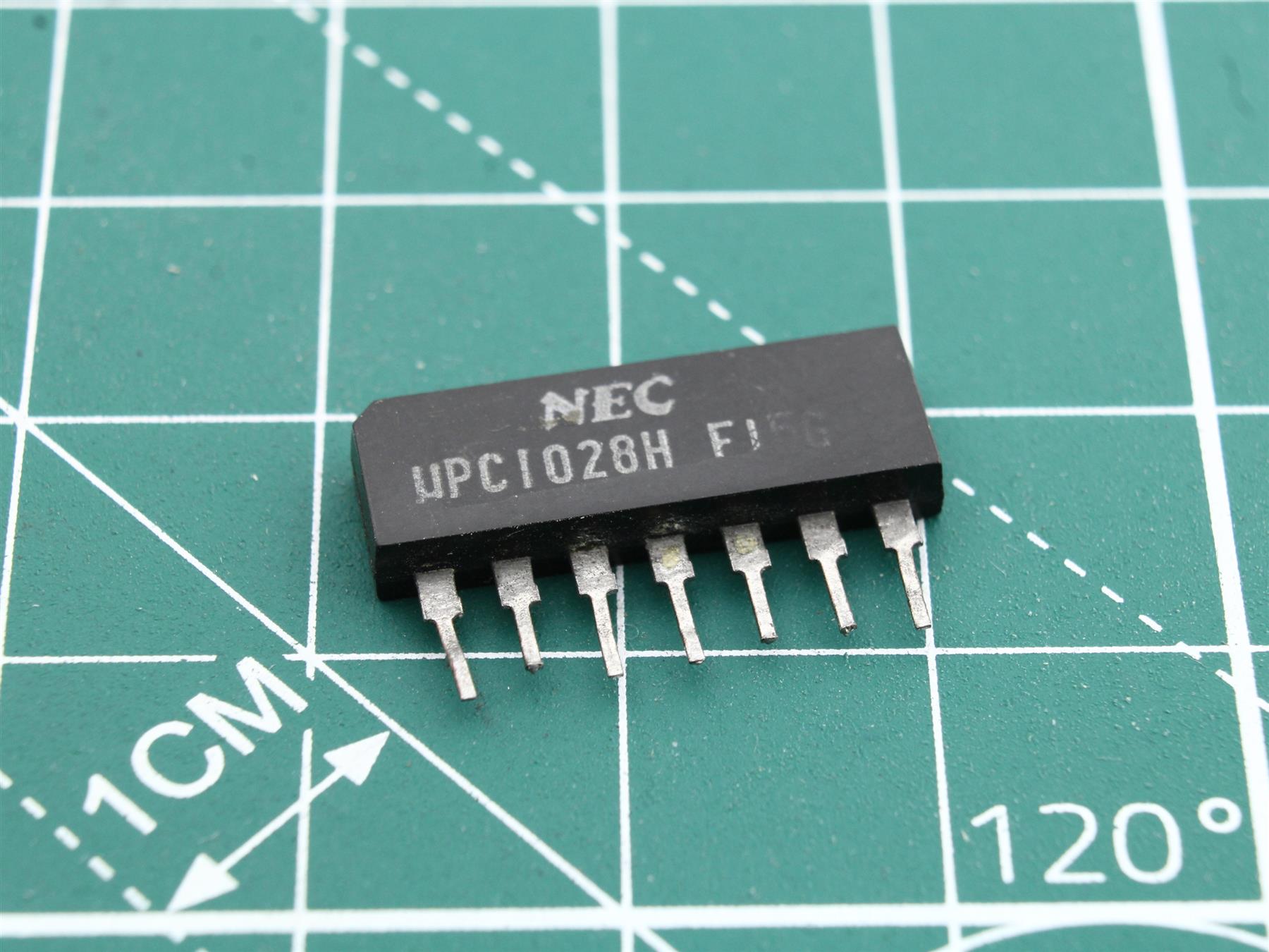 uPC1028H integrated circuit
