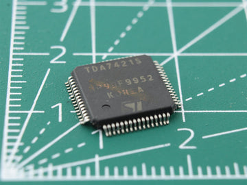 TDA7421 Integrated Circuit (IC) - Used