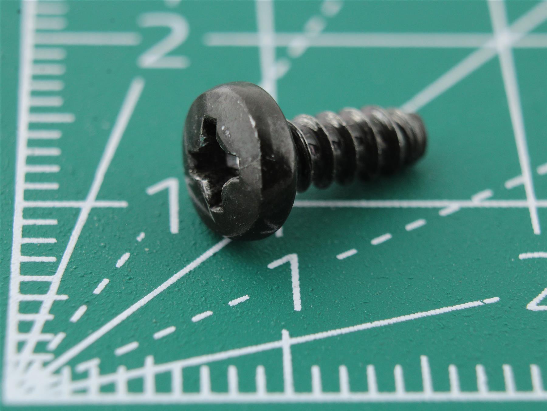 Custom Screw M2.9 x 9.6 for Vintage Audio Equipment (Akai)