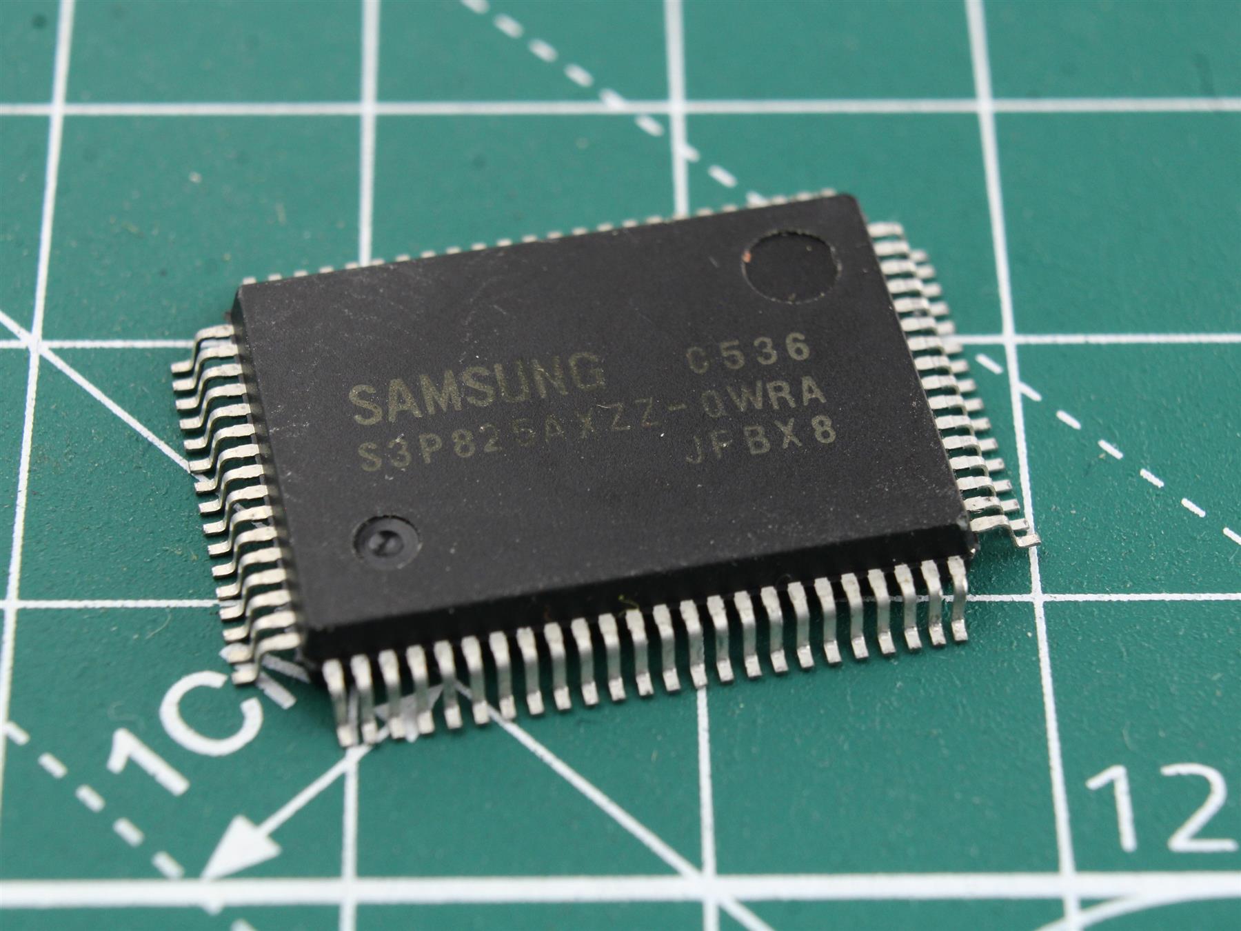 S3P825AXZZ-QWRA SAMSUNG integrated circuit