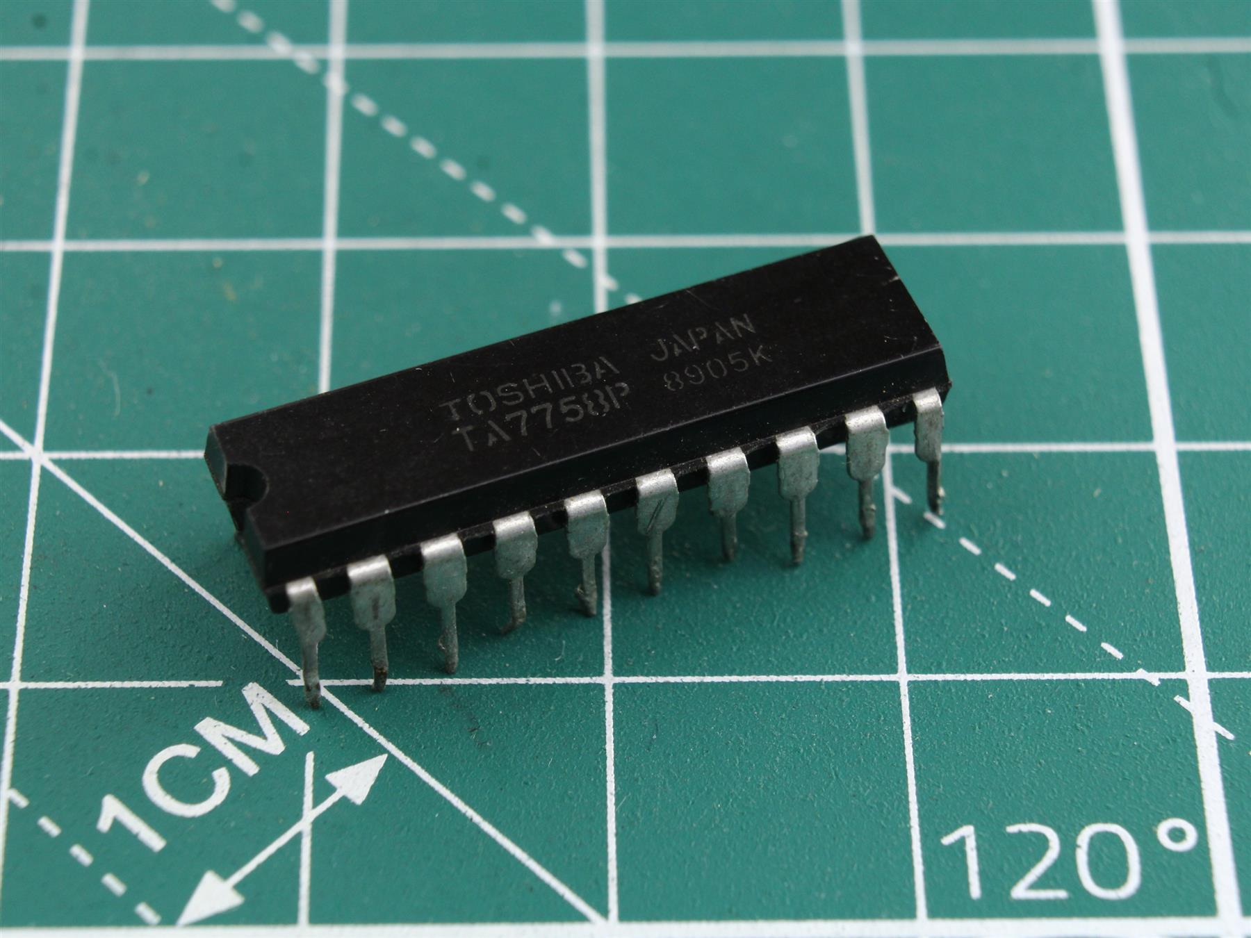 TA7758P Integrated circuit