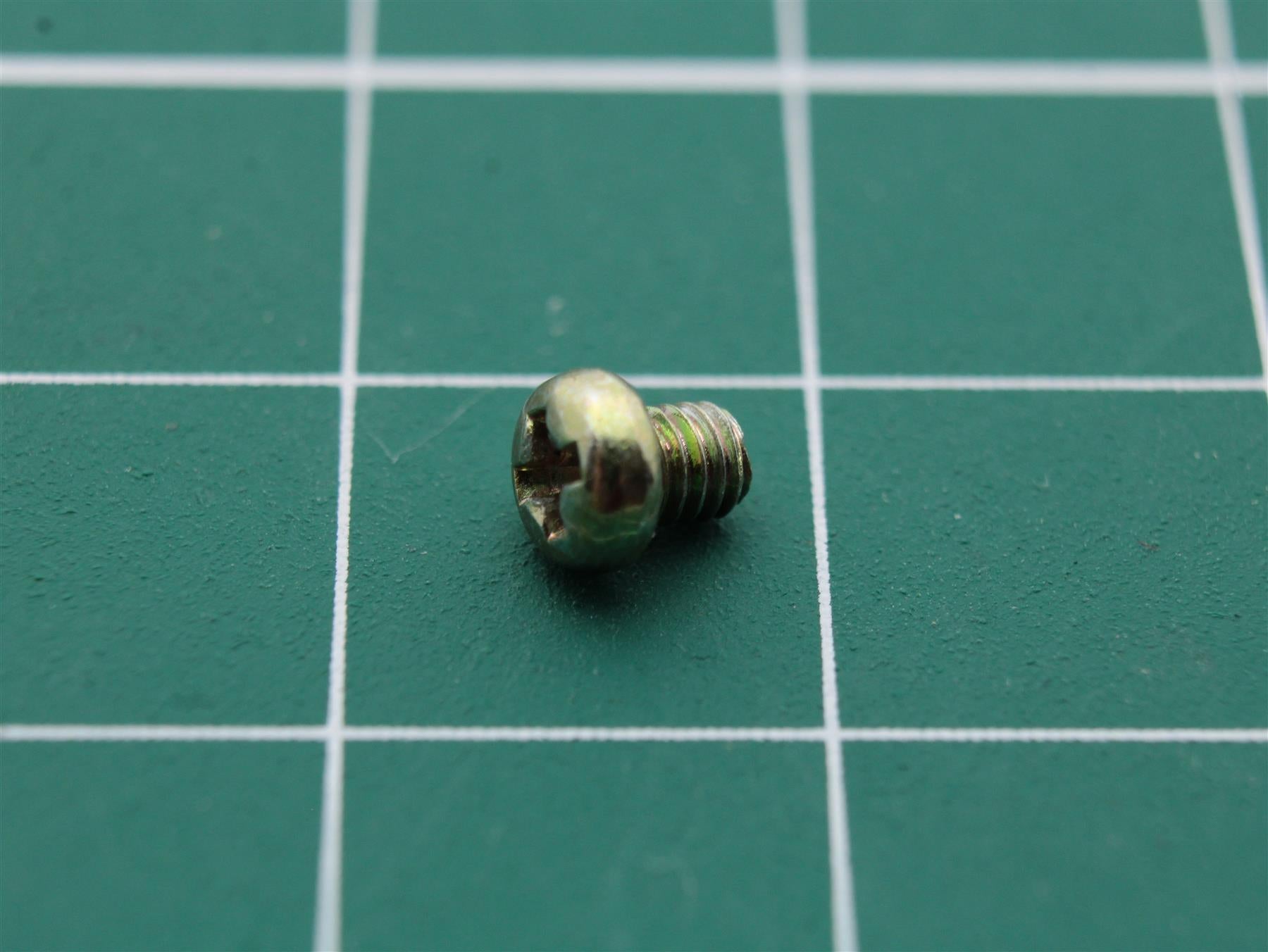 Bang & Olufsen 2036021 – Screw 2.6×3