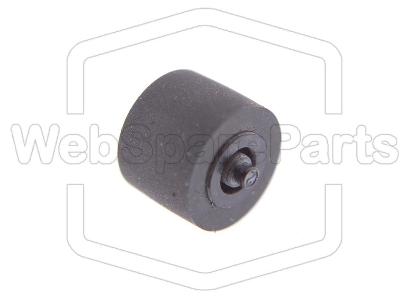 Pinch Roller 8.4mm x 6.6mm x 1.5mm (with axis)