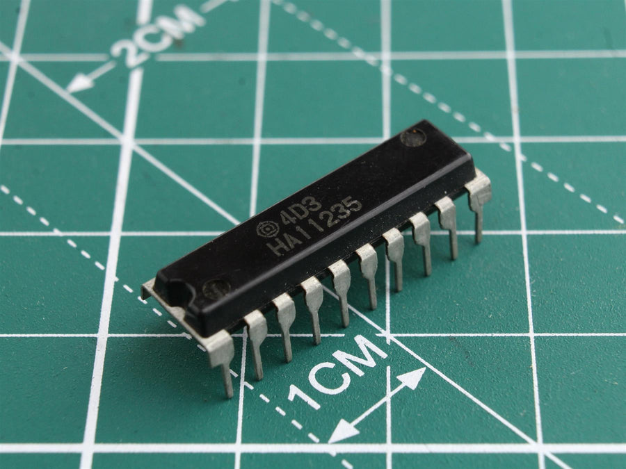 HA11235 Integrated Circuit (IC) - Used
