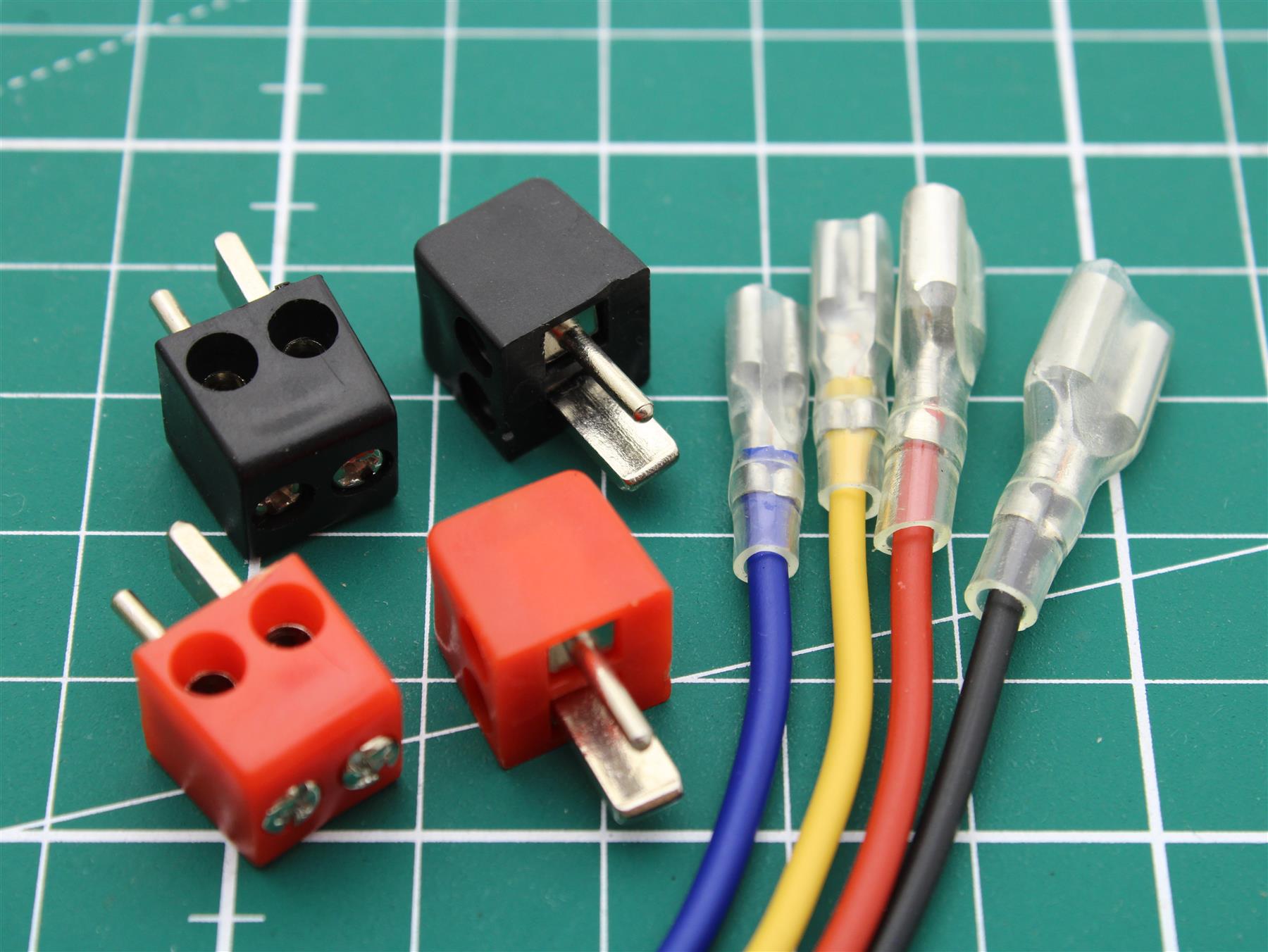 Vintage Blaupunkt connectors Wire Harnesses for Power & Speakers