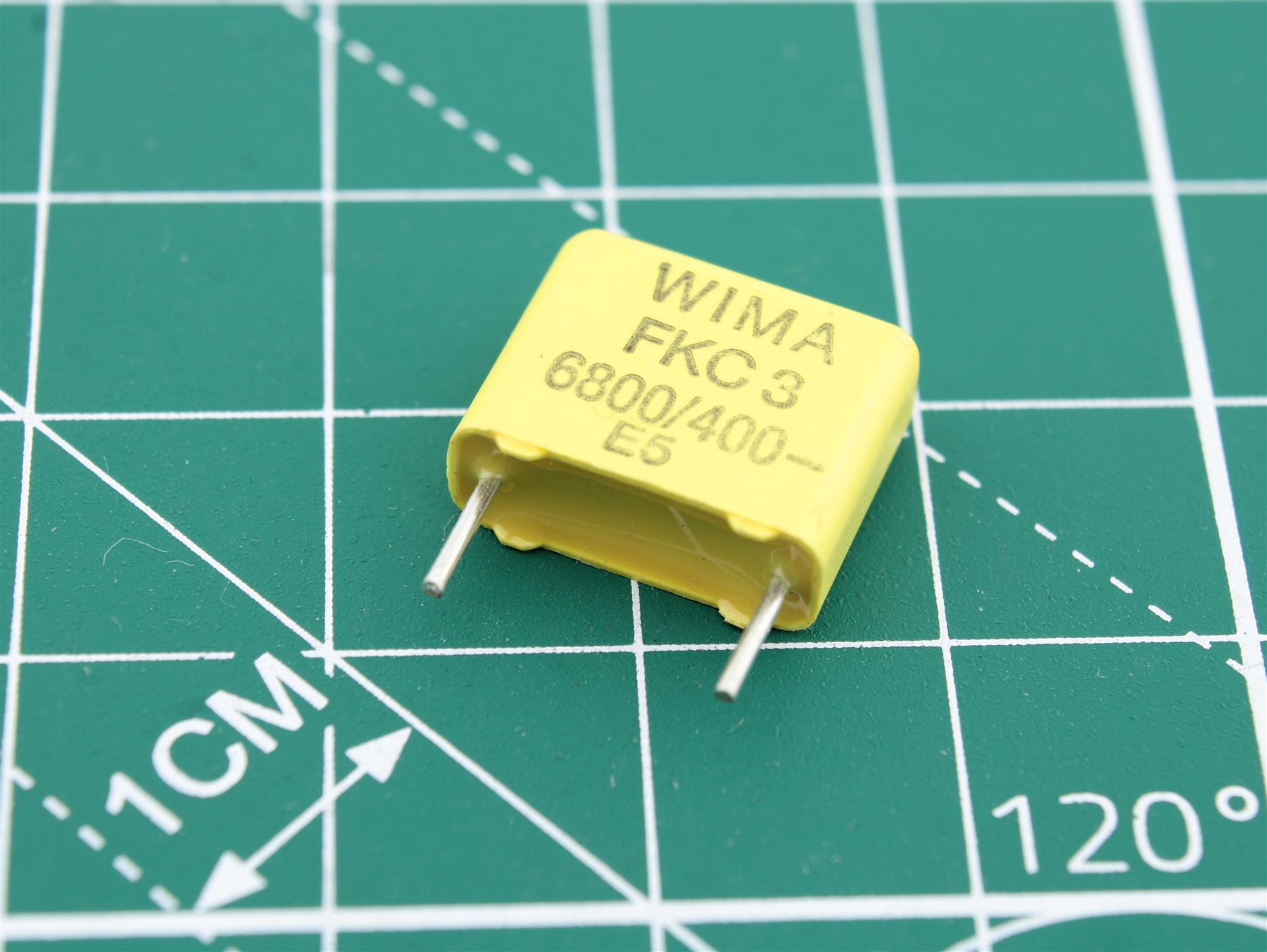Capacitor 6.8nF/400V WIMA FKC 3