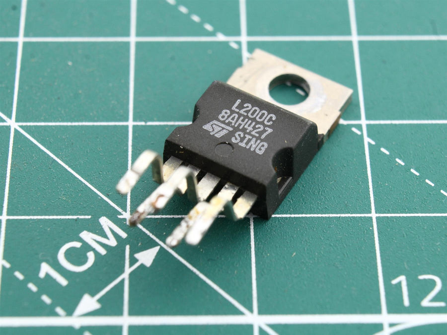 L200C circuit integrat