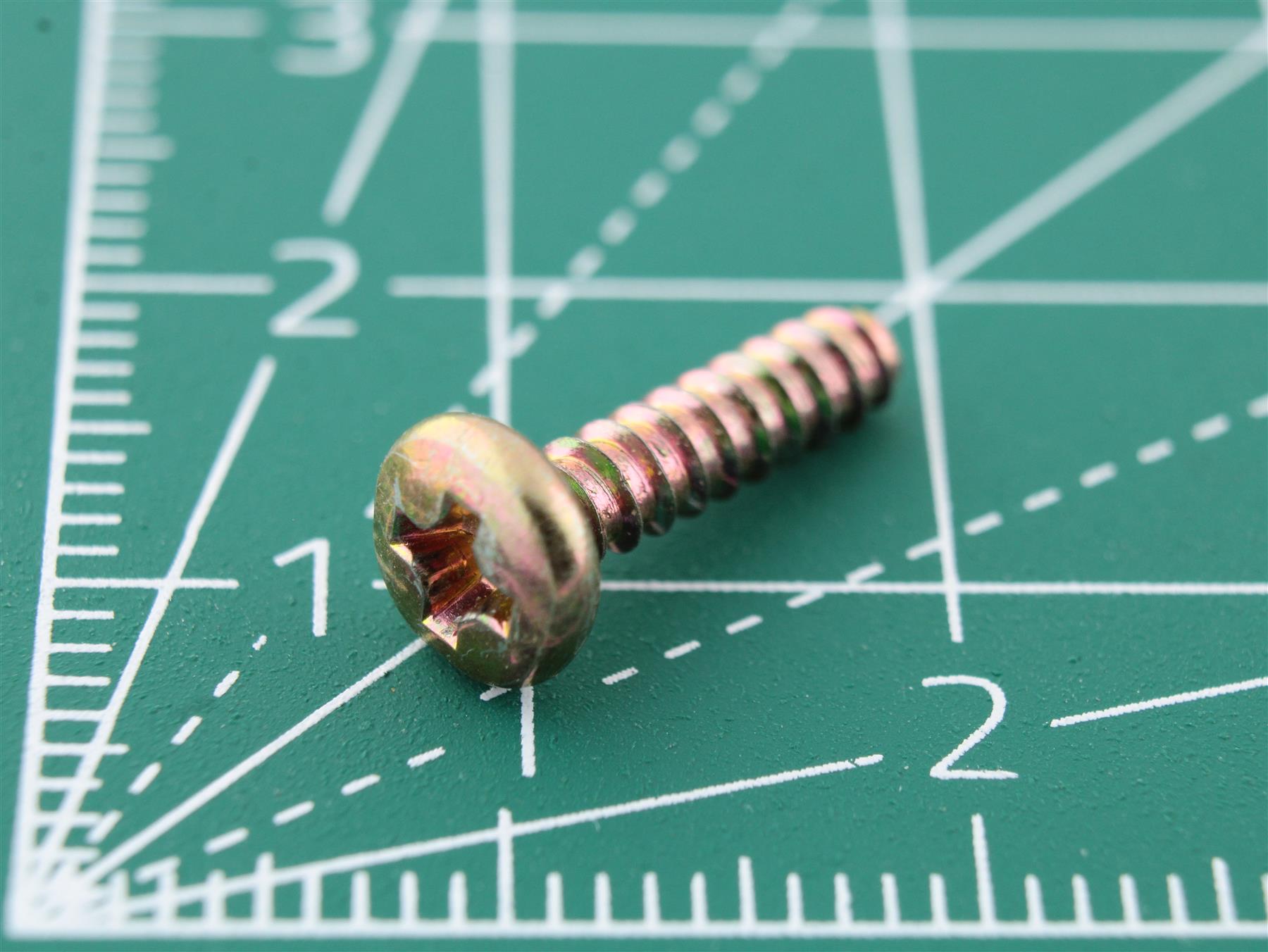 Custom Screw M2.87 x 13.7 for Vintage Audio Equipment (Pioneer, Marantz)