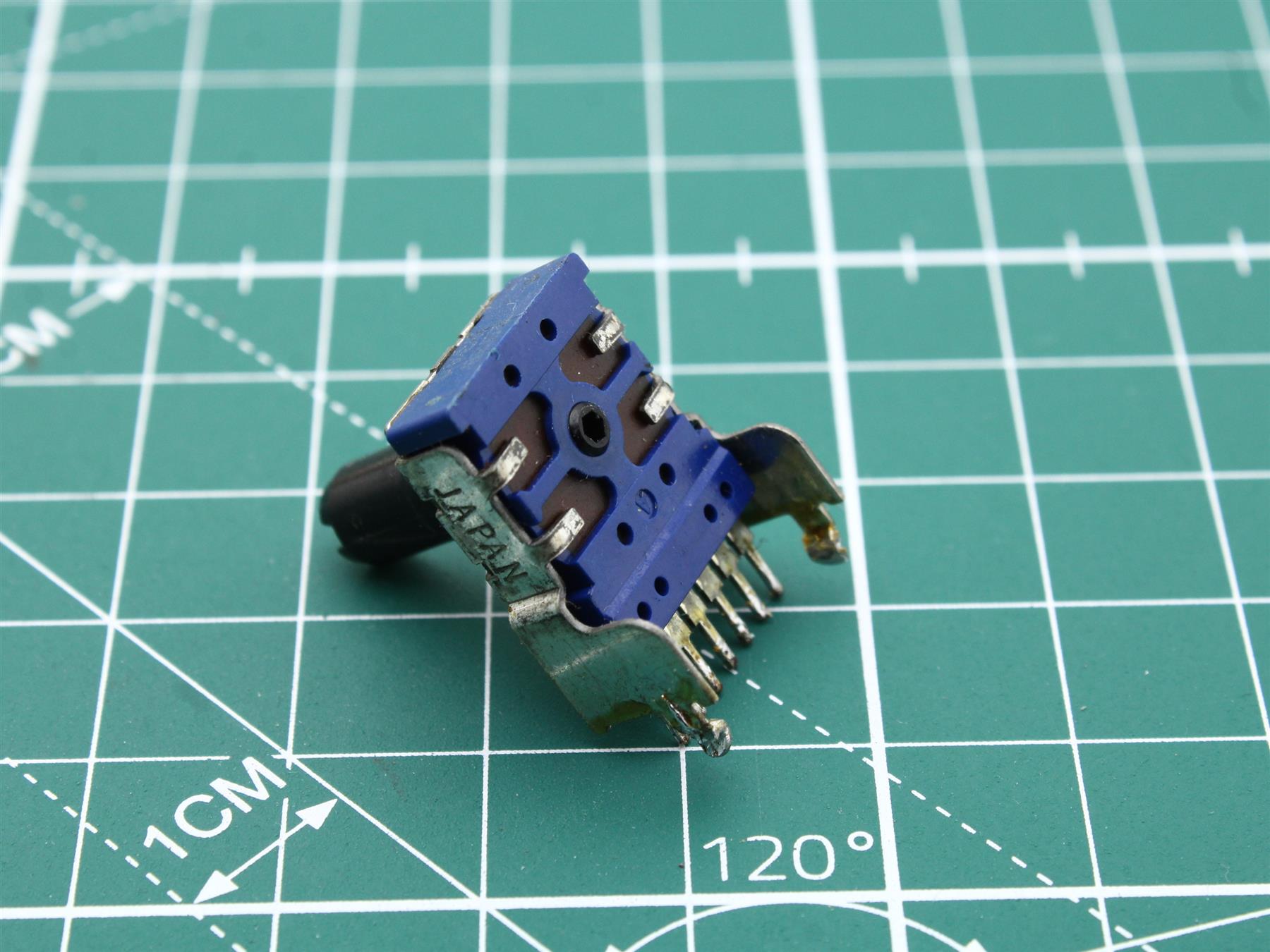 ALPS 20K Stereo PCB-Mount Rotary Potentiometer with Shaft for Sharp WQ-268E