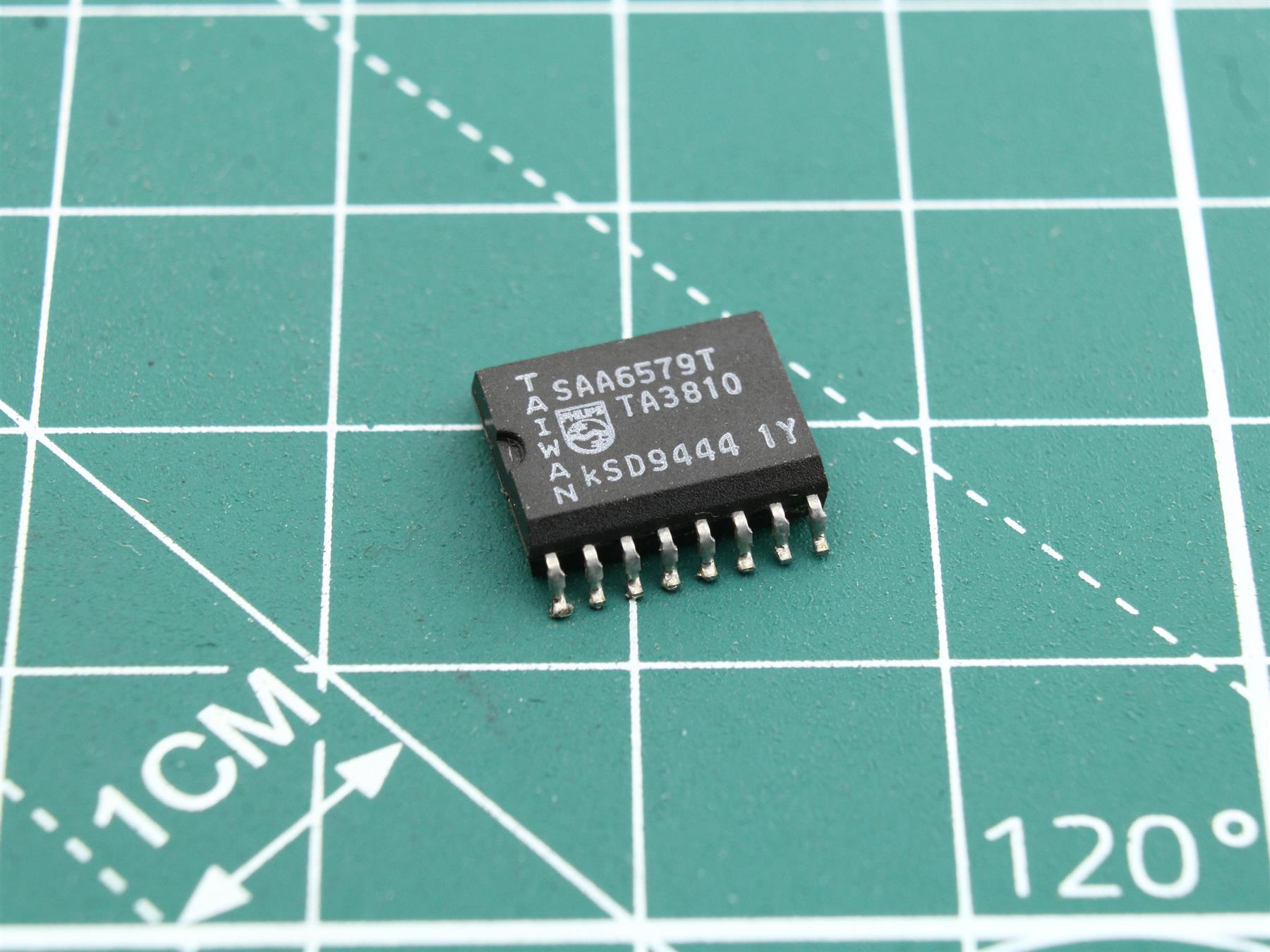SAA6579T integrated circuit