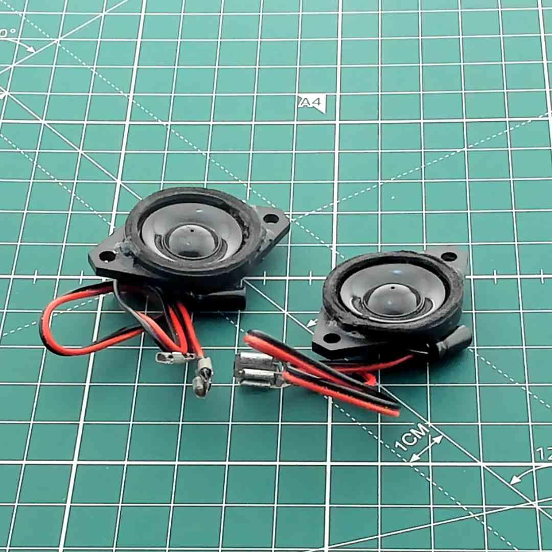 Pair of Replacement Tweeters for Vintage Audio, 6 Ohm 15 W [47x30x11mm]