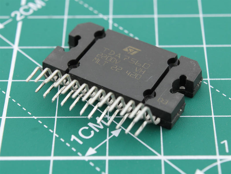 TDA7560 Integrated circuit