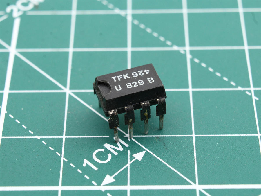 U829B circuit integrat