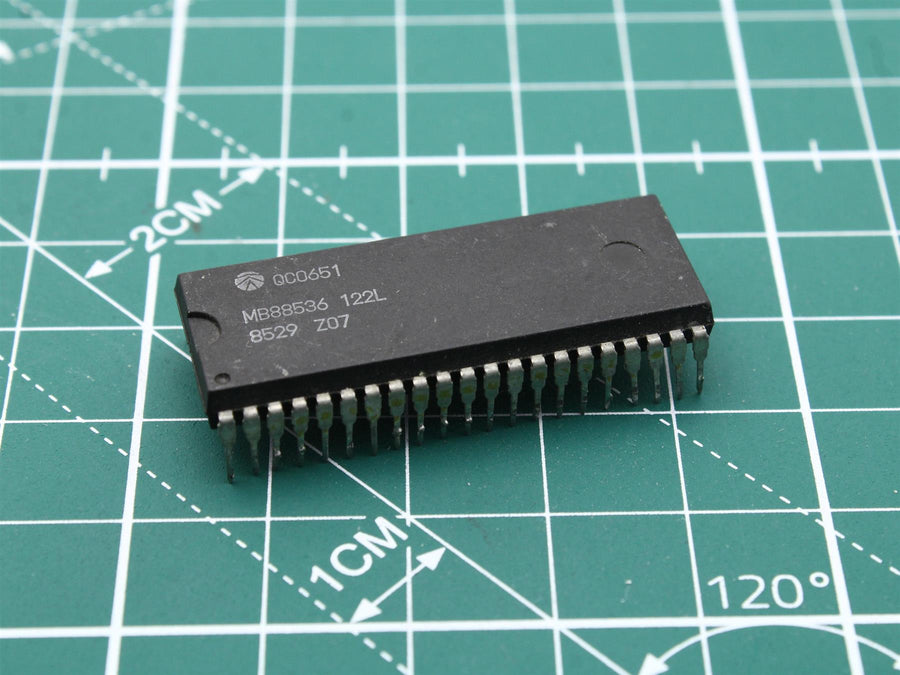 SANYO MB88536-122L circuit integrat