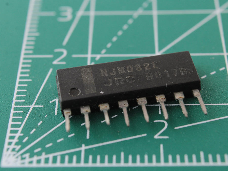 NJM082L circuit integrat
