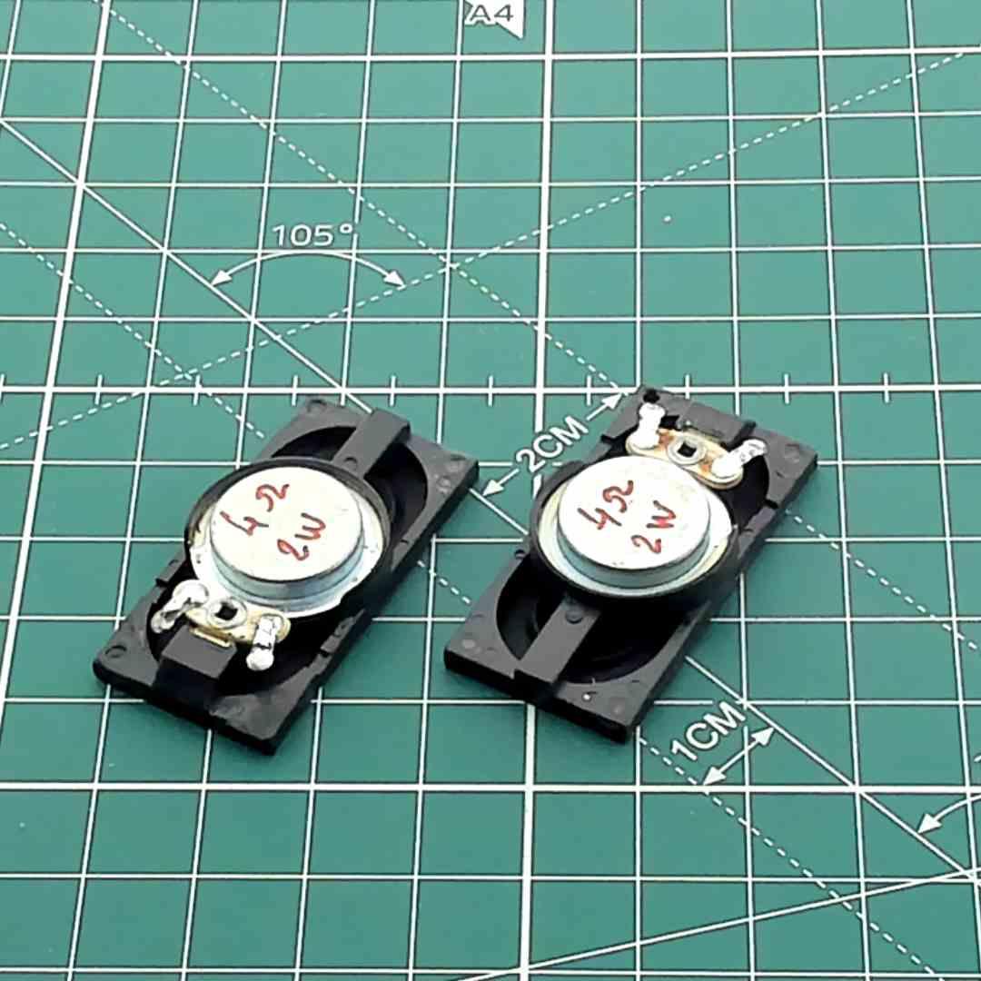Pair of Oval Replacement Speakers for Vintage Audio, 4 Ohm 2 W [40x20x8mm]