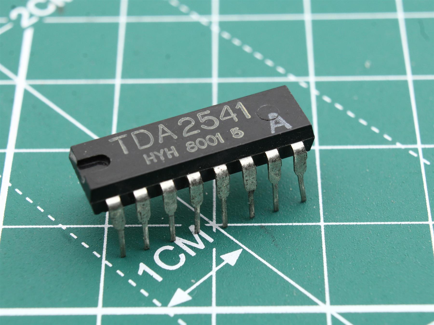 TDA2541 Integrated circuit
