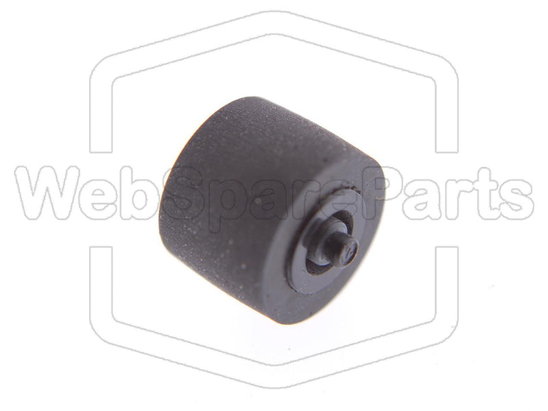 Pinch Roller 8.5mm x 6.6mm x 1.5mm (with axis)