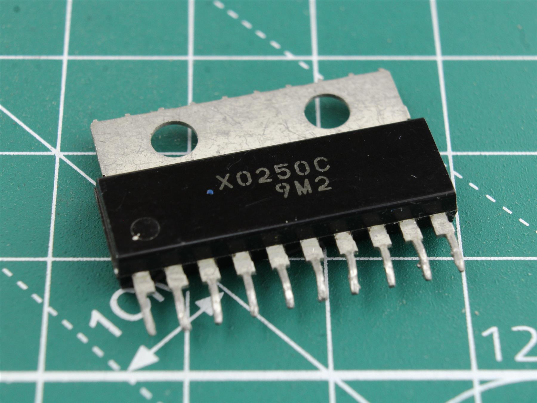 X0250C integrated circuit