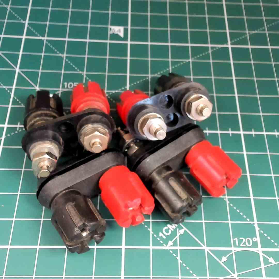 Crown Amplifier Banana Speaker Cable Connectors for Vintage Audio Repair