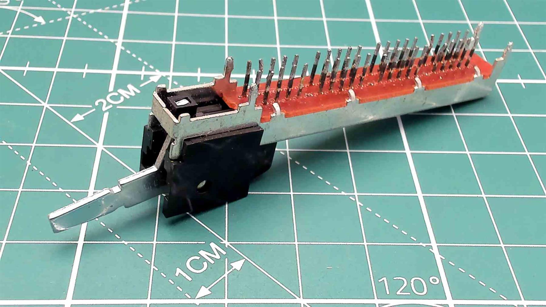 Samsung 3-Position 40-Pin Toggle Switch for Vintage Audio Repair