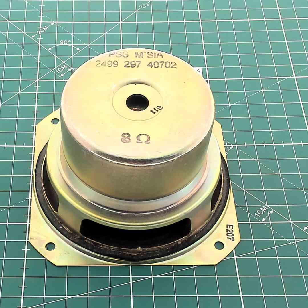 Round Replacement Speaker 8 Ohm [Ø120x65mm], 249929740702