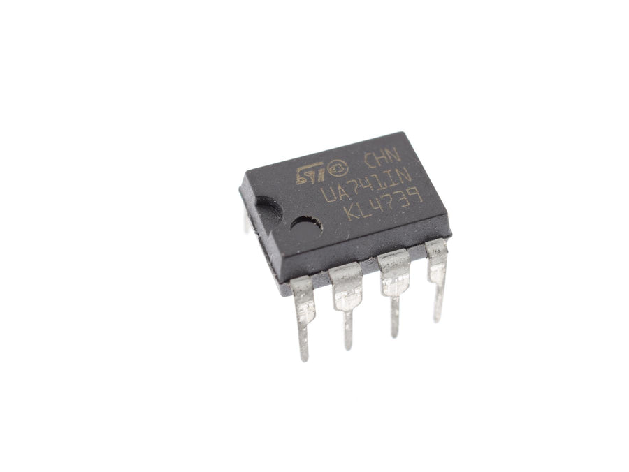uA741N circuit integrat