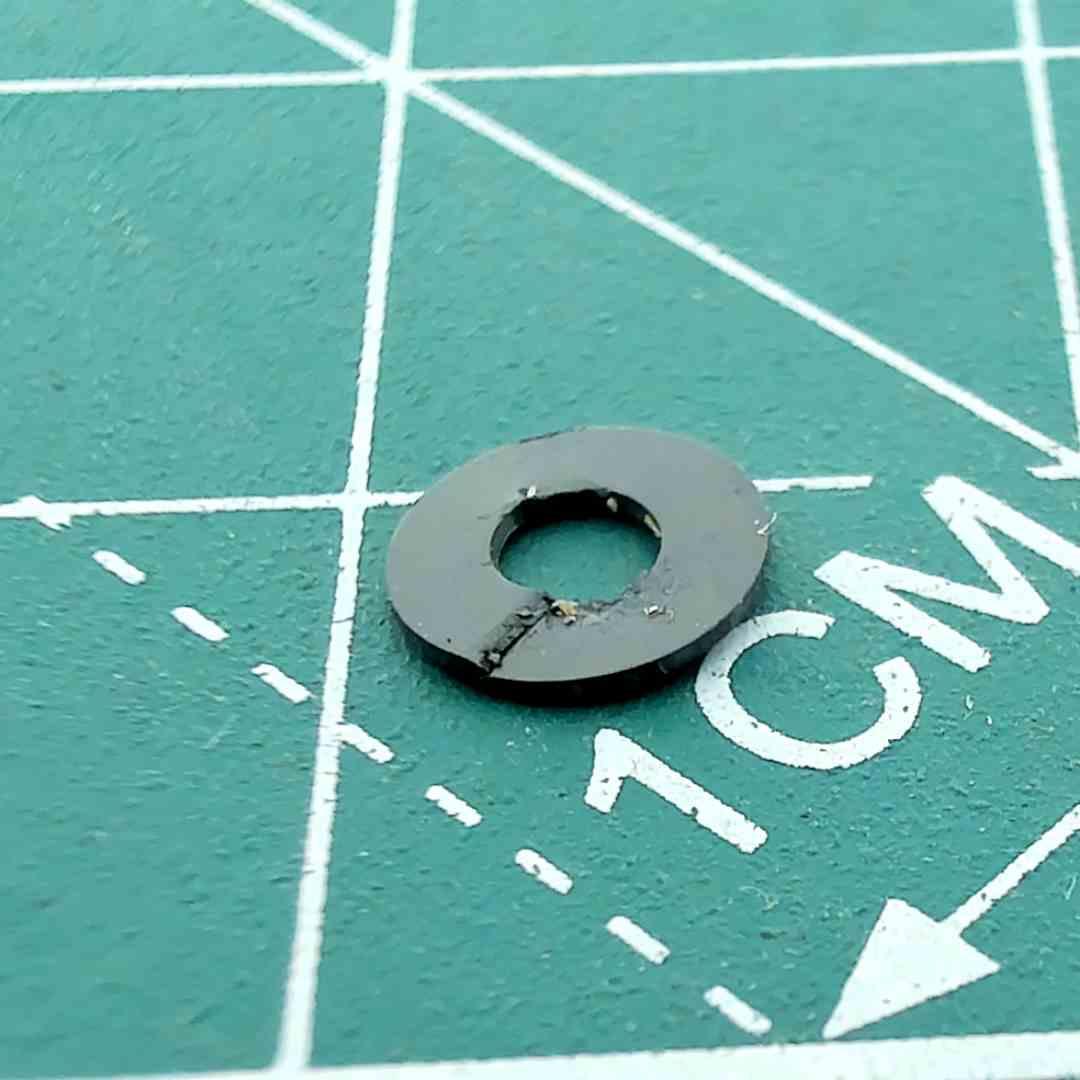 Circlip For Shaft Diameter 4.9 mm x 2.0 mm x 0.25 mm  (Used)