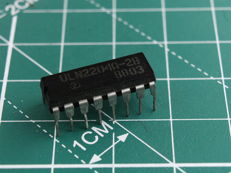 ULN2204A-2B circuit integrat