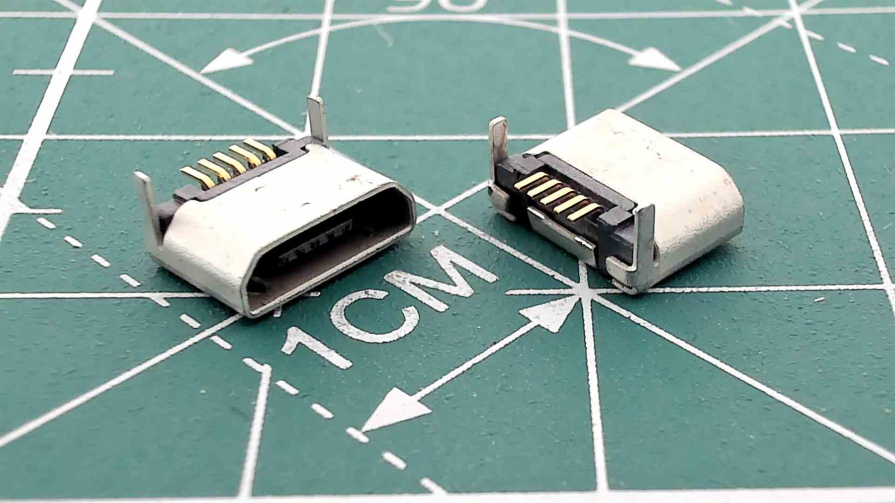 Micro USB Female Connector for PCB Soldering S7449