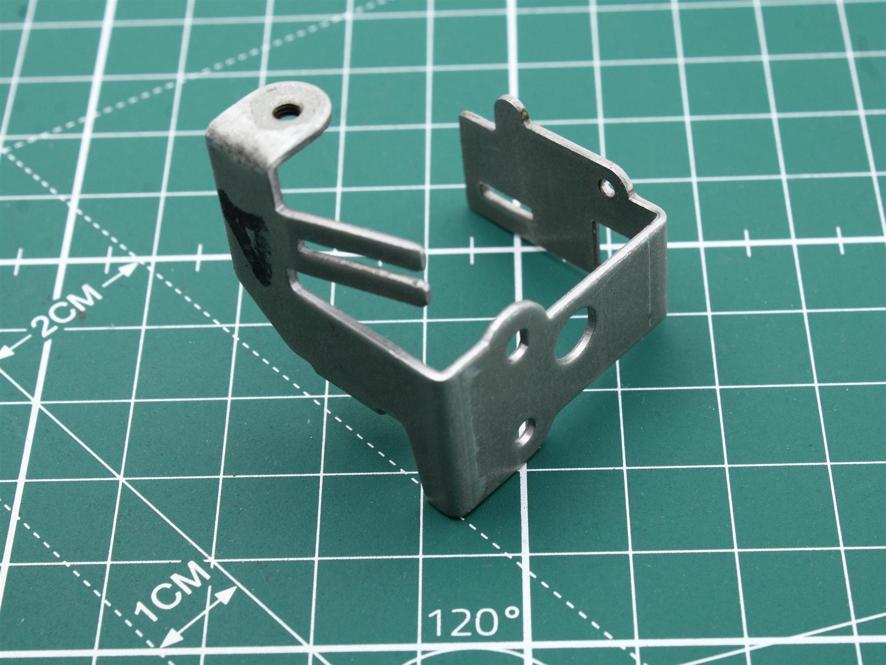 Mounting plate Pos.(88)