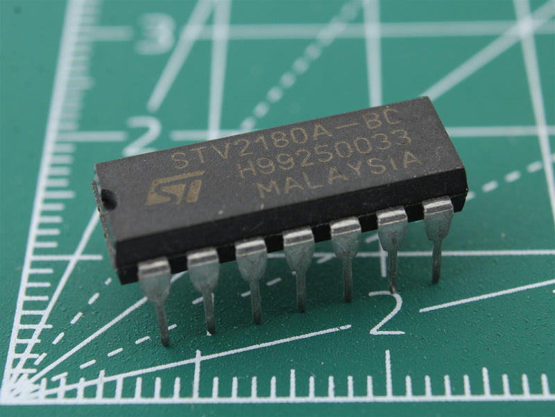 Circuito integrado STV2180A-BC